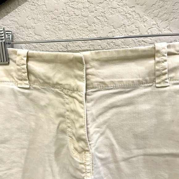 ▶️Vineyard Vines◀️ Shorts In Size 2. - Picture 7 of 15